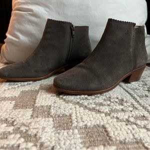 Jack Rogers Scalloped Leather/Suede Ankle Bootie in Charcoal Gray